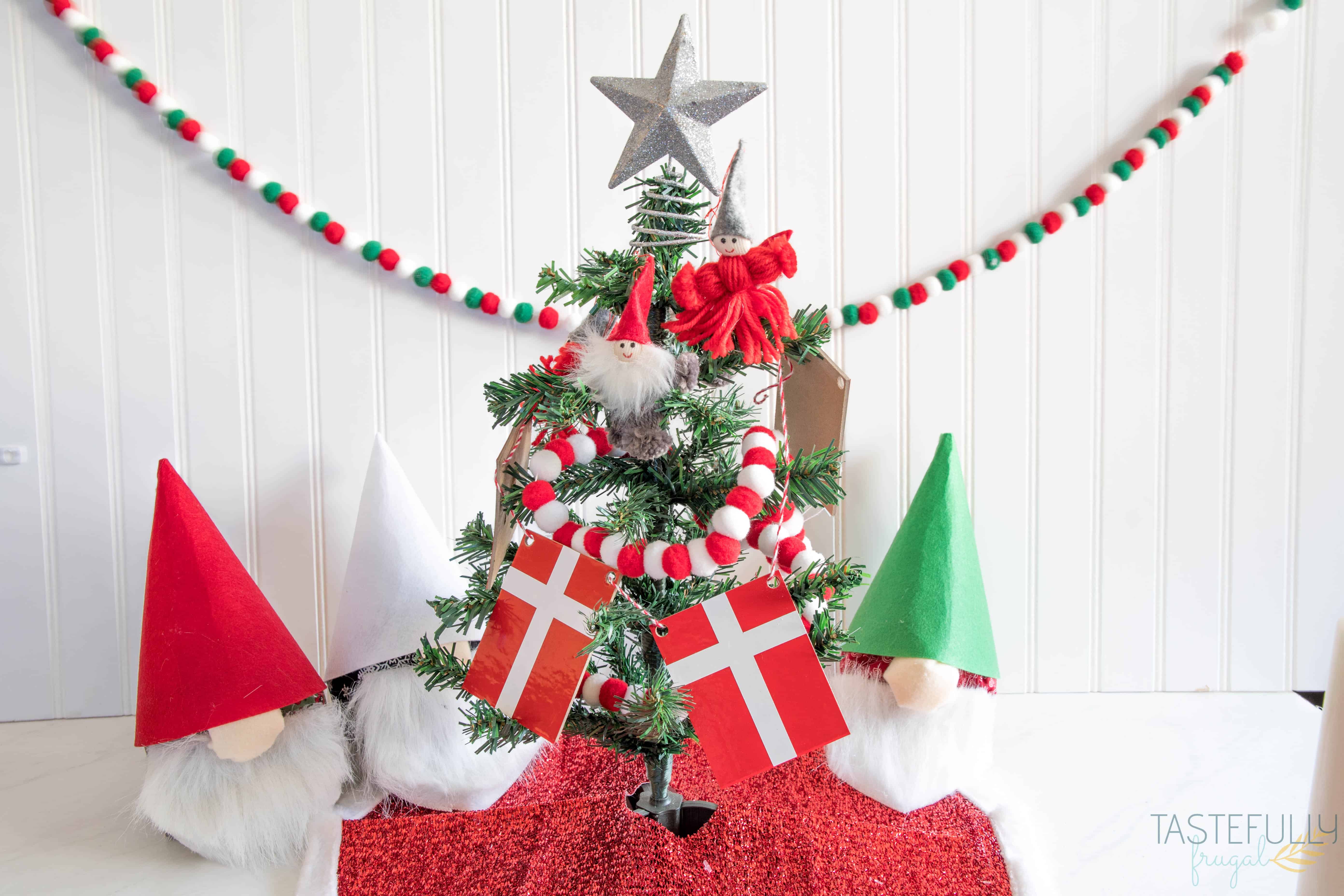 Modern Scandinavian Christmas Decorations for Small Space