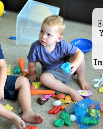 Fun and Easy Ways To Help Your Little One's Imagination Grow #ad @poppycat