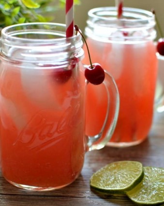 Fresh Cherry Limeade: This sweet limeade is the perfect way to cool down on a hot summer day and doesn't require any grenadine | Tastefully Frugal
