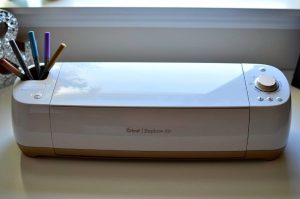 5 Reasons Why I Traded My Cameo For A Cricut Explore | Tastefully Frugal