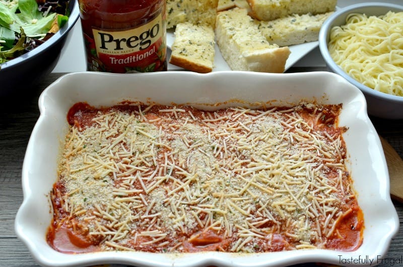 30 Minute Chicken Parmesan Casserole: With just 5 ingredients this is the perfect meal for busy nights | Tastefully Frugal