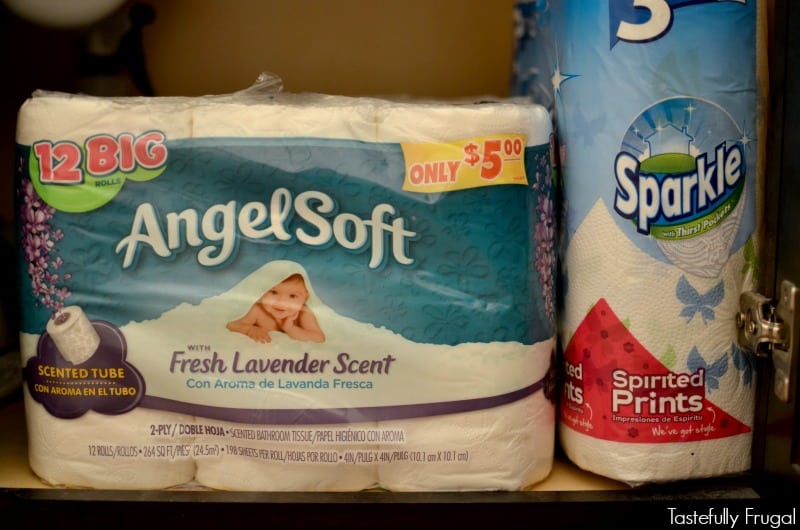 5 Tips For Preparing Your Guest Bathroom For Guests | Tastefully Frugal AD #CelebrateClean