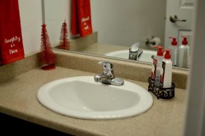 5 Tips For Preparing Your Guest Bathroom For Guests | Tastefully Frugal AD #CelebrateClean