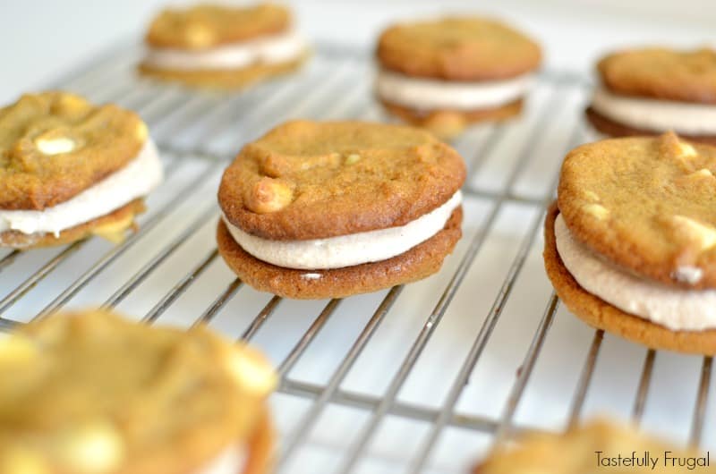 15 Minute Pumpkin Spice Whoopie Pies with Cinnamon Buttercream Frosting: A quick and easy fall treat! AD #BakeHolidayGoodness