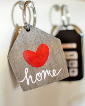 Make this Leather Home Keychain in just minutes with the new Cricut Maker!