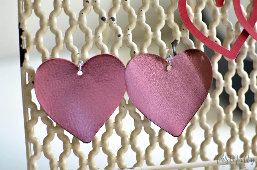 Make these cute earrings for Valentine's Day in 10 minutes or less with Cricut