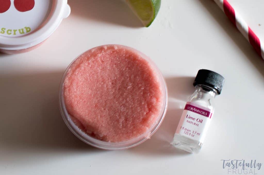 Make this lip scrub in 2 minutes to keep your lips silky smooth all summer long!