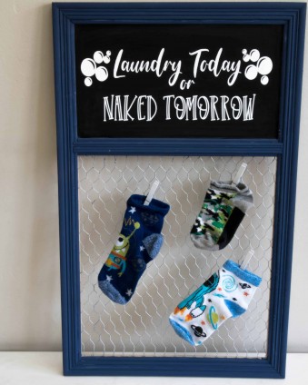 Make this laundry room sign to keep track of lost socks. FREE SVG included!