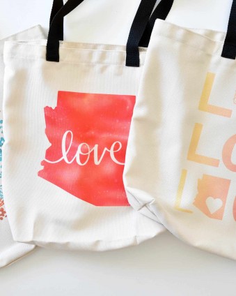 Make your own Reusable Shopping Bags with Cricut #ad #cricutcause